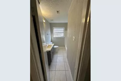 5847 Belcrest Street, Houston, TX 77033 - Photo 5