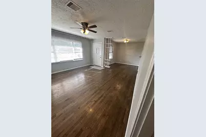 5847 Belcrest Street, Houston, TX 77033 - Photo 7