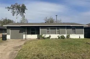 5847 Belcrest St, Houston, TX 77033 - Photo 1