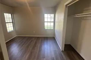 5847 Belcrest St, Houston, TX 77033 - Photo 3