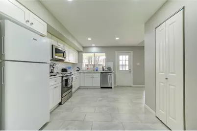 3046 Wagon Trail Drive, Sugar Land, TX 77479 - Photo 21