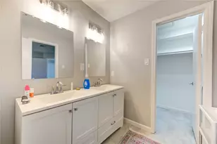 3046 Wagon Trail Dr, Sugar Land, TX 77479 - Photo 35