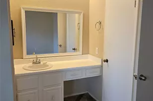 17302 Heritage Bay Dr, Webster, TX 77598 - Photo 7