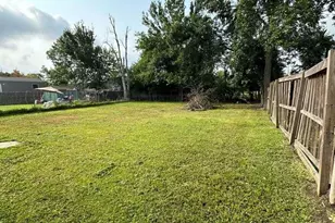 3804 Cedar Hill Ln, Houston, TX 77093 - Photo 13