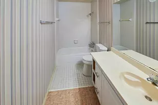 14026 Carrigan Pl, Houston, TX 77083 - Photo 19