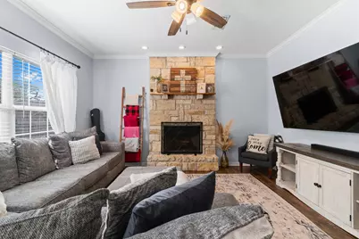 746 E Lake Drive, Livingston, TX 77351 - Photo 5