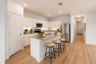 13502 Harefield Holw Trl, Houston, TX 77049 - Photo 3