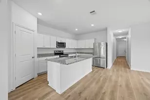 13502 Harefield Holw Trl, Houston, TX 77049 - Photo 11