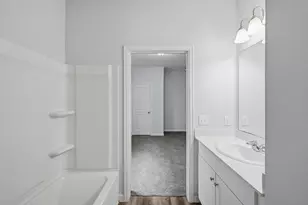 13502 Harefield Holw Trl, Houston, TX 77049 - Photo 33