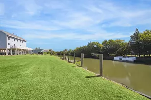 216 Rue Orleans St, Baytown, TX 77520 - Photo 1