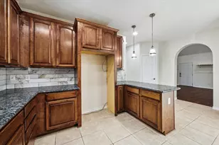 216 Rue Orleans St, Baytown, TX 77520 - Photo 13