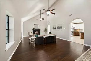 216 Rue Orleans St, Baytown, TX 77520 - Photo 9