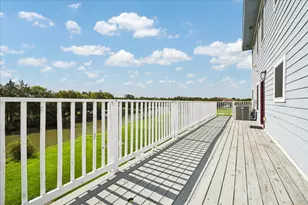 216 Rue Orleans St, Baytown, TX 77520 - Photo 33