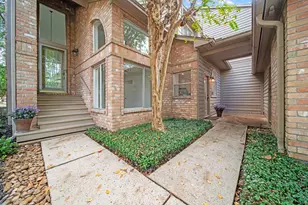 45 N Lakeridge Cir, The Woodlands, TX 77381 - Photo 5