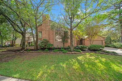 45 N Lakeridge Circle, The Woodlands, TX 77381 - Photo 1