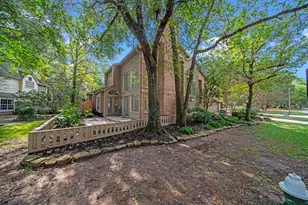 45 N Lakeridge Cir, The Woodlands, TX 77381 - Photo 3