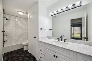 1410 Gentle Bend Dr, Missouri City, TX 77489 - Photo 27