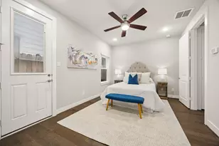 418 W 28th St, Houston, TX 77008 - Photo 5