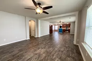 8102 Sanders Glen Ln, Humble, TX 77338 - Photo 3