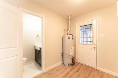 6119 S Braeswood Boulevard, Houston, TX 77096 - Photo 17