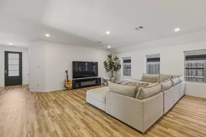2004 Hyde Acres Street, League City, TX 77573 - Photo 9
