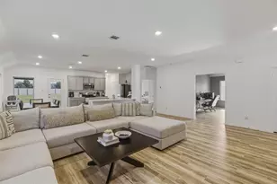2004 Hyde Acres St, League City, TX 77573 - Photo 11