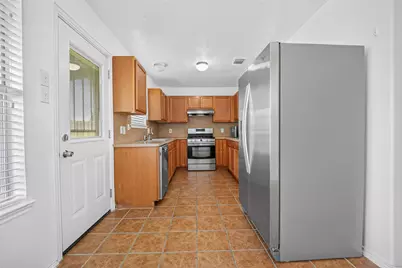 12710 Paso Del Flores Drive, Houston, TX 77045 - Photo 9