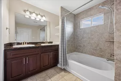 5106 Pinemont Place, Houston, TX 77092 - Photo 9
