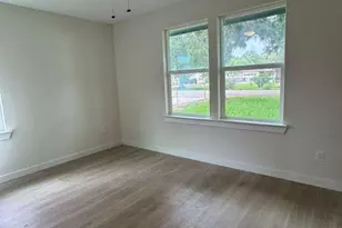 3022 South Dr, Groves, TX 77619 - Photo 5