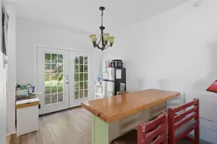 1621 & 1623 W Adoue St, Alvin, TX 77511 - Photo 5