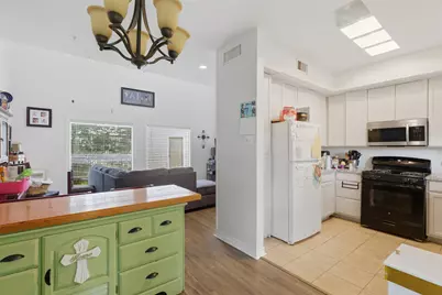 1621 & 1623 W Adoue Street, Alvin, TX 77511 - Photo 17