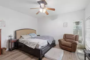 1621 & 1623 W Adoue St, Alvin, TX 77511 - Photo 23