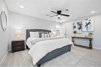 9405 Cathedral Drive, Houston, TX 77051 - Photo 13