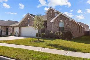 8423 Moonlight Bay Cir, Baytown, TX 77523 - Photo 5