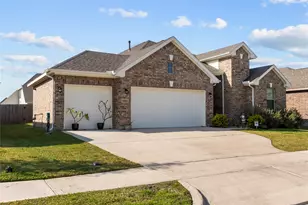 8423 Moonlight Bay Cir, Baytown, TX 77523 - Photo 3