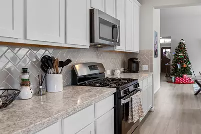 8423 Moonlight Bay Circle, Baytown, TX 77523 - Photo 11