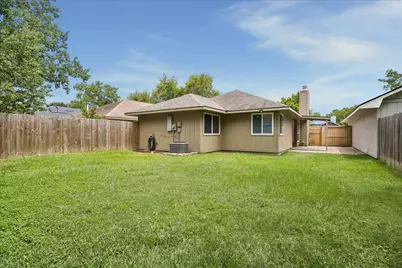 3107 Raccoon Run, Spring, TX 77373 - Photo 5
