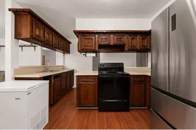 4323 Avenue R 1/2, Galveston, TX 77550 - Photo 3