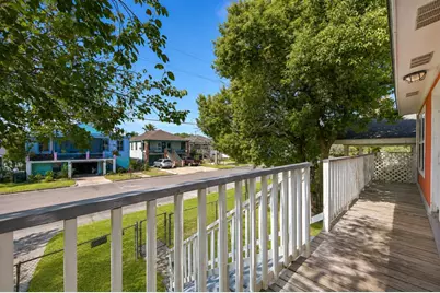 4323 Avenue R 1/2, Galveston, TX 77550 - Photo 25