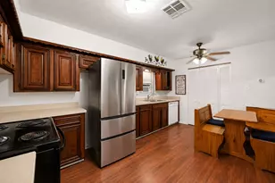 4323 Ave R 1/2, Galveston, TX 77550 - Photo 7