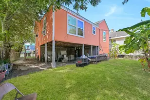 4323 Ave R 1/2, Galveston, TX 77550 - Photo 27