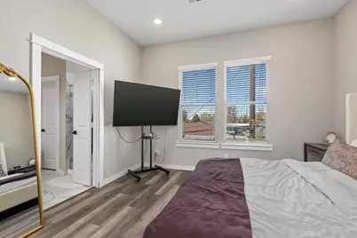 6721 Parker Oaks Lane, Houston, TX 77076 - Photo 17