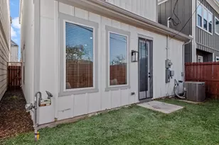 6721 Parker Oaks Ln, Houston, TX 77076 - Photo 29