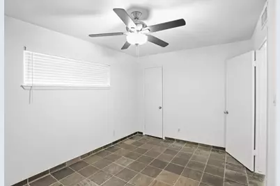 3602 Garrott Street Street #11, Houston, TX 77006 - Photo 21