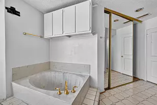 1535 Beaconshire Rd, Houston, TX 77077 - Photo 33