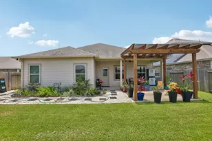8806 Explorer Dr, Texas City, TX 77591 - Photo 31