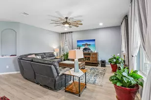 8806 Explorer Dr, Texas City, TX 77591 - Photo 5