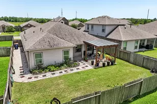 8806 Explorer Dr, Texas City, TX 77591 - Photo 39