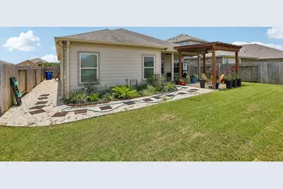 8806 Explorer Drive, Texas City, TX 77591 - Photo 33