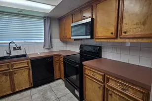 12410 Seaswept Dr, Houston, TX 77071 - Photo 13